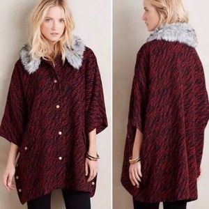 Plenty by tracy reese poncho in size xs.